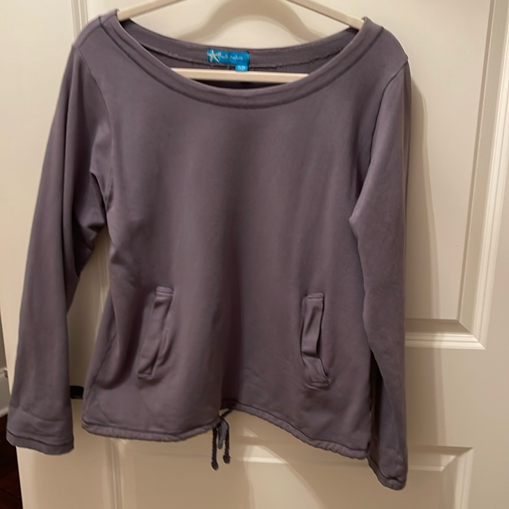Grey Fresh Produce size XS sweatshirt.